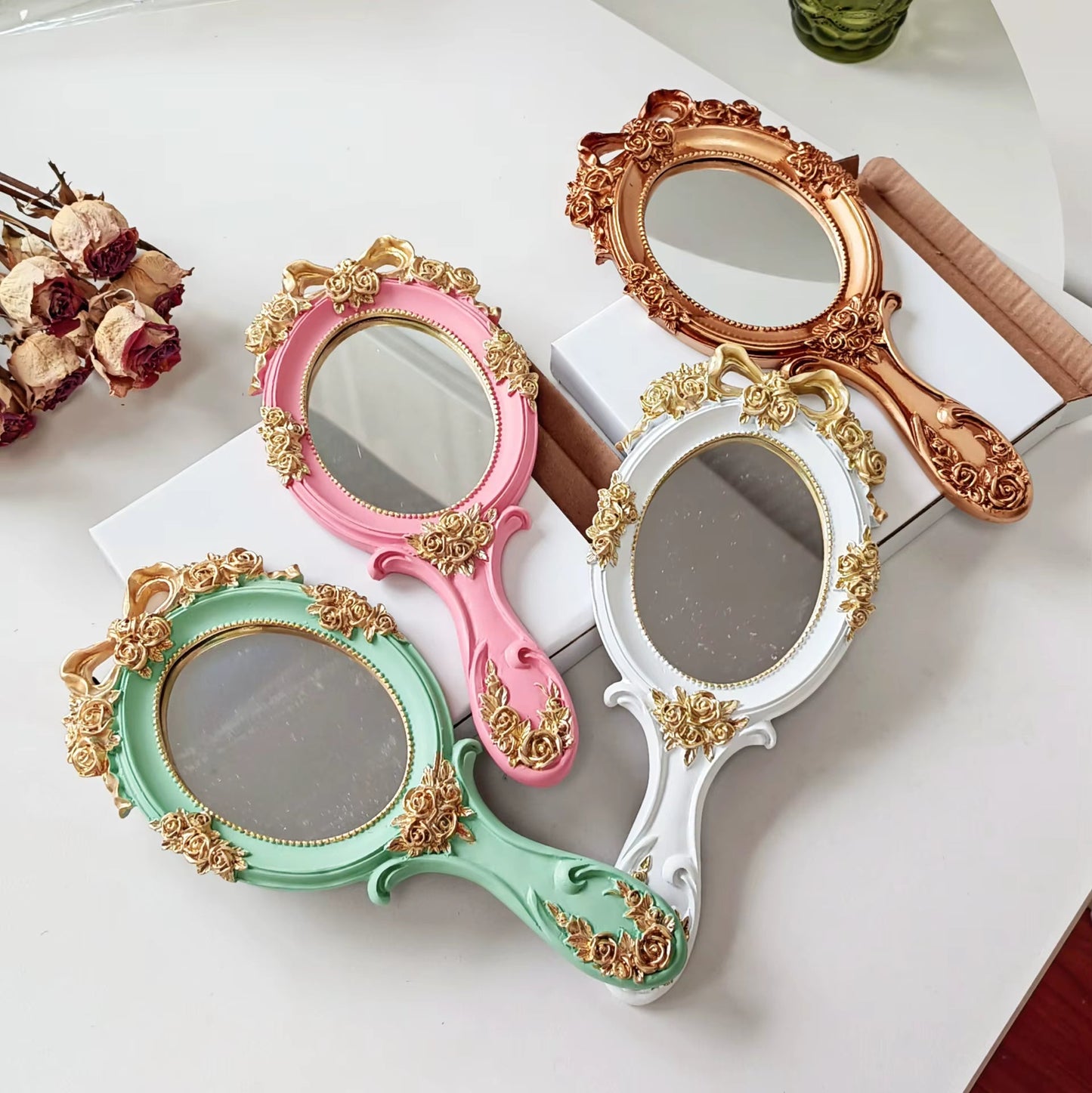 Vintage Princess Style mirror image 0