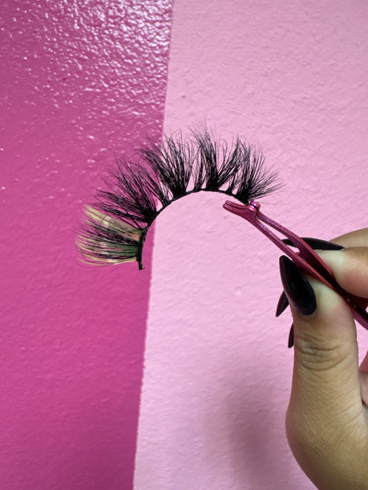 Green lash  image 0