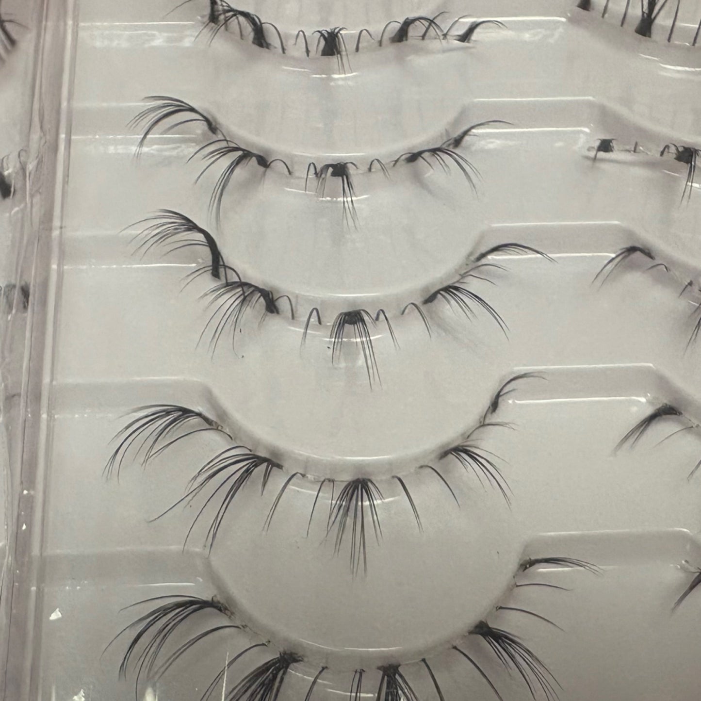 Bottom Lash Trays