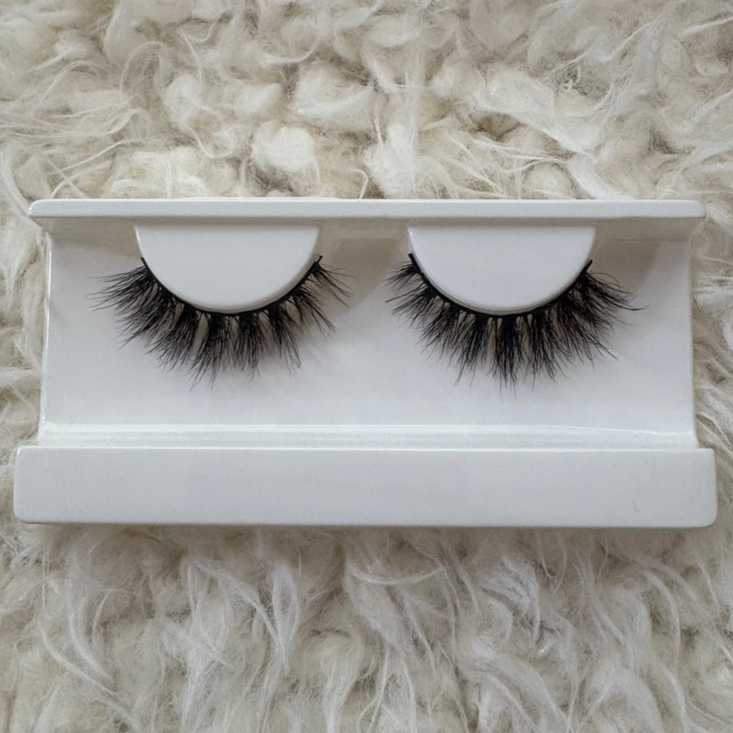 DS107 Lashes