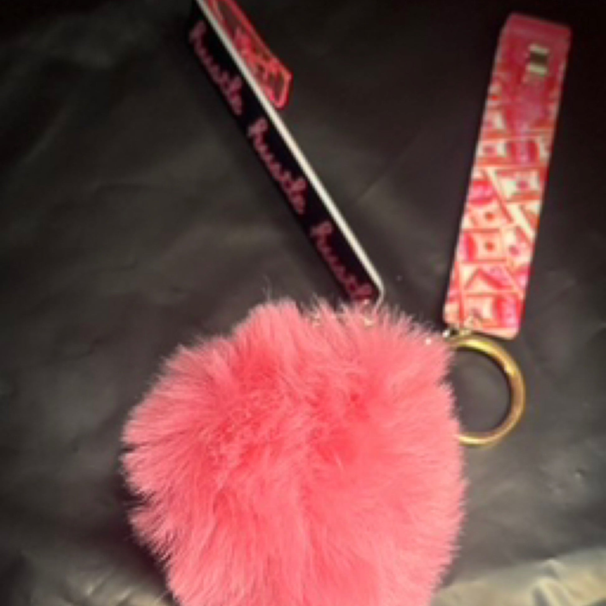 Card Grabber w. Pom