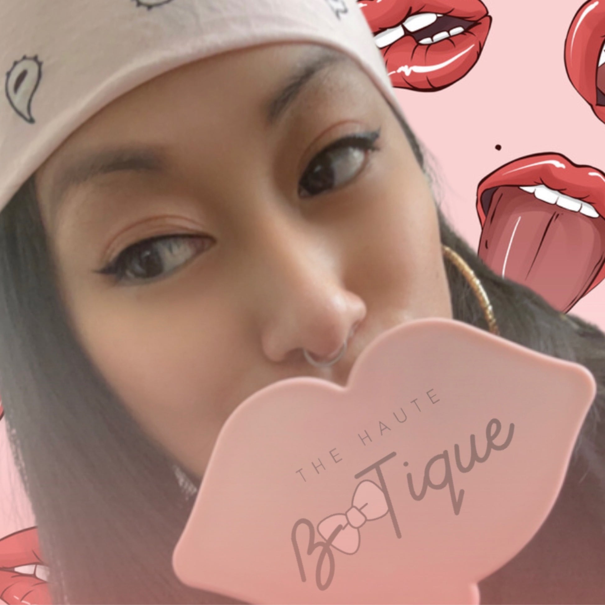 Customized lip mirror
